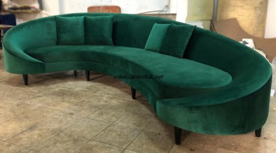 pupa yeşil kavisli tasarım kanepe, estetik ve şık koltuk.